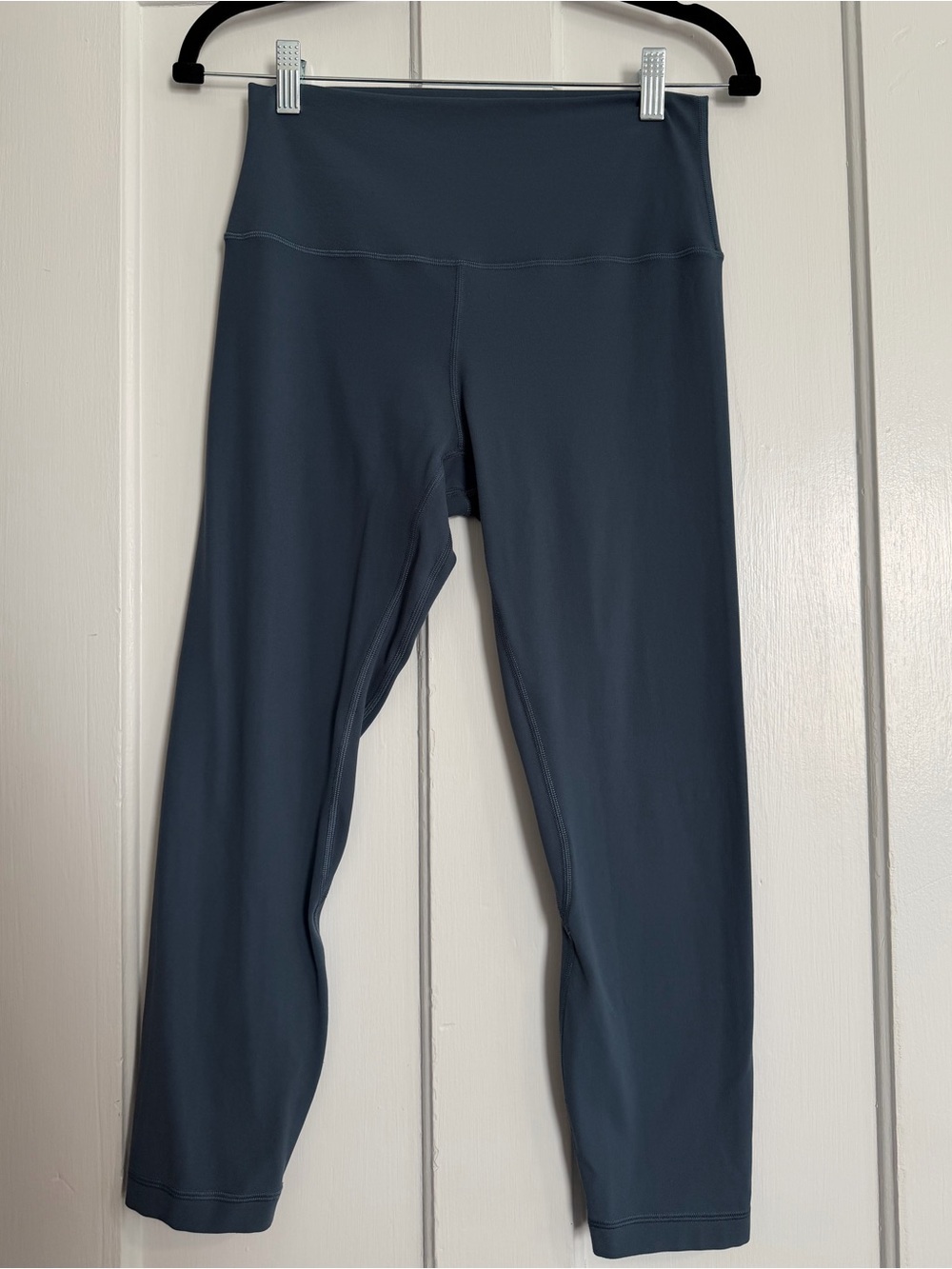 Lululemon Align High-Rise Crop 23” Size 8 - Picture 2 of 11
